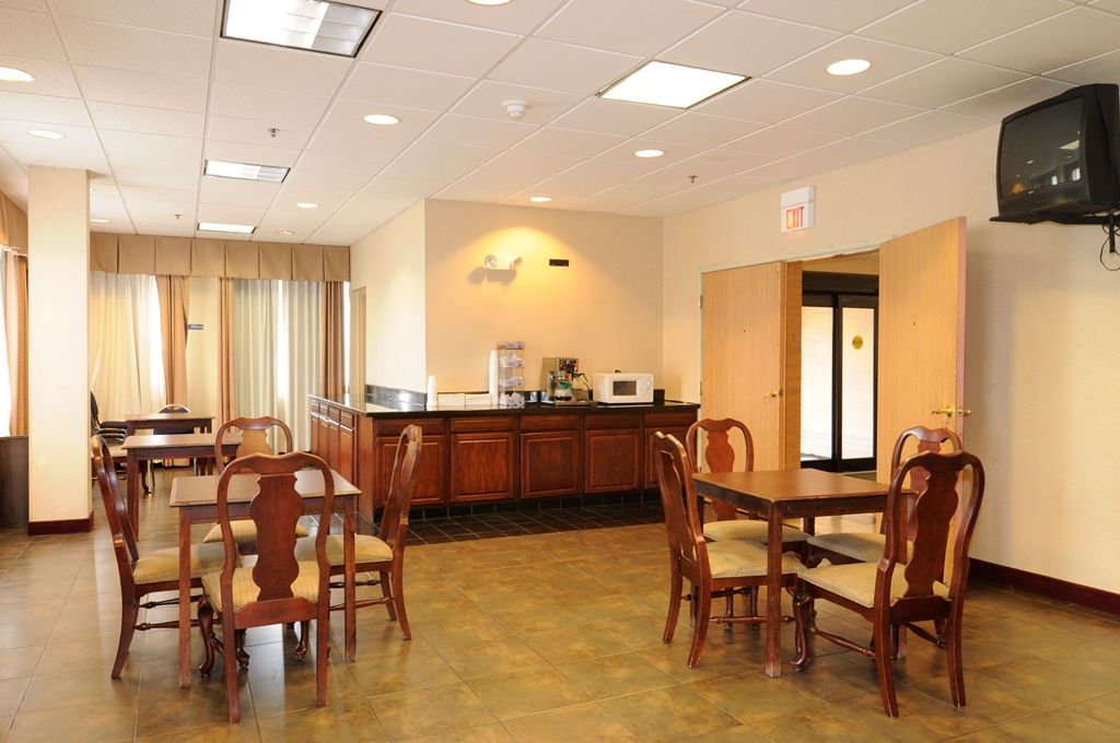 Days Inn By Wyndham Calumet Park Restaurant foto
